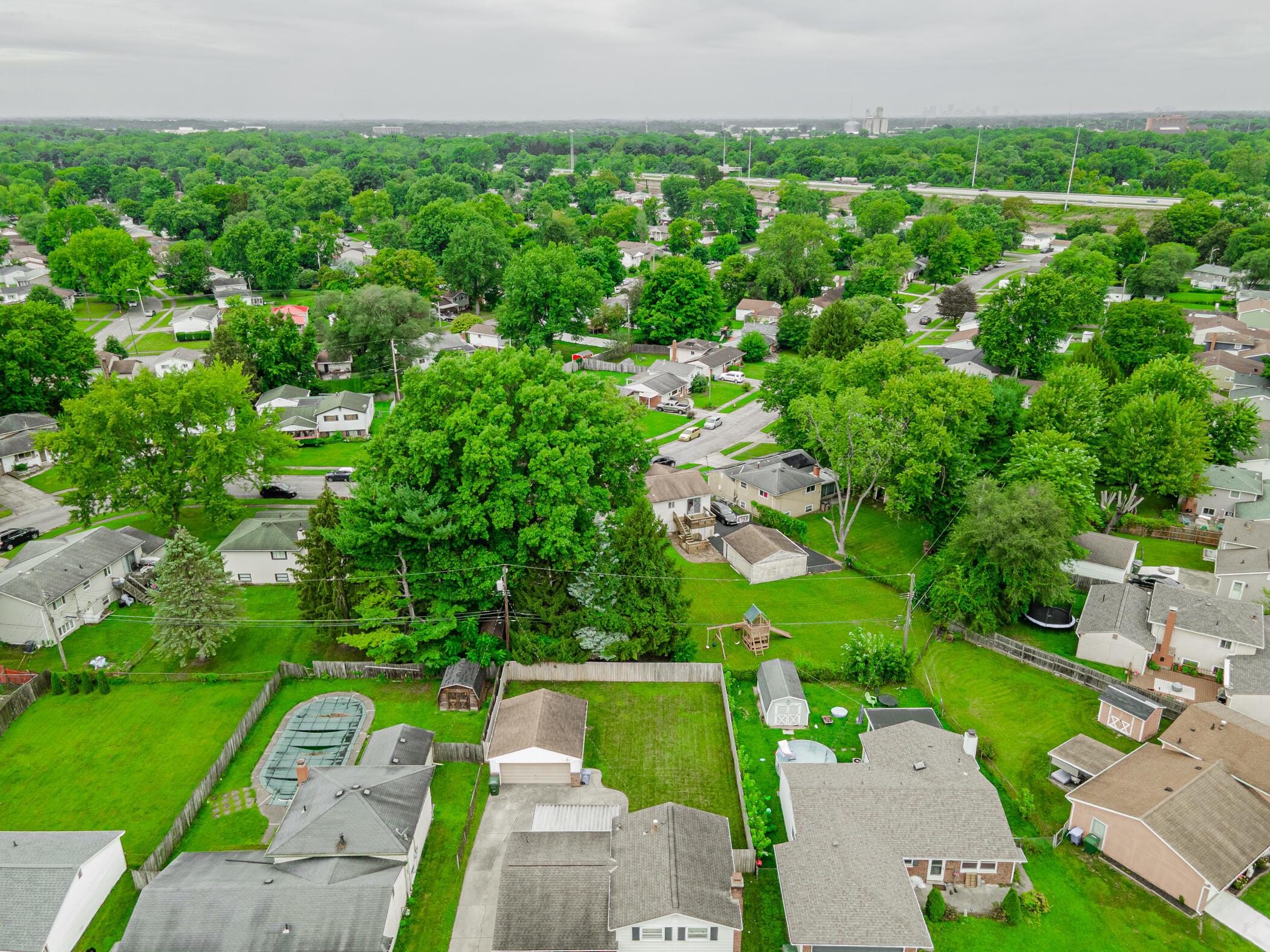 2447 Maybury Road Columbus, OH 43232 - Photo 53 of 55 2447 maybury 058