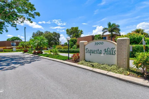 $3,950 | 3900 Southeast County Line Road, Unit 22A, Jupiter, FL 33469