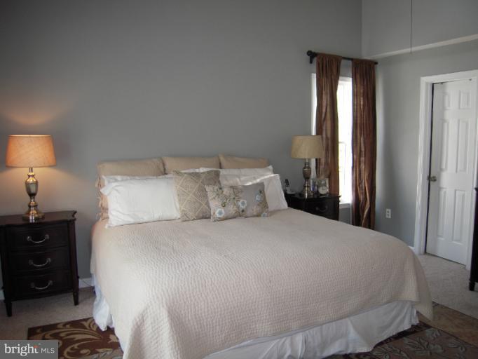 50 Ridge Avenue Edgewater, MD 21037 - Photo 13 of 30 Master Bedroom