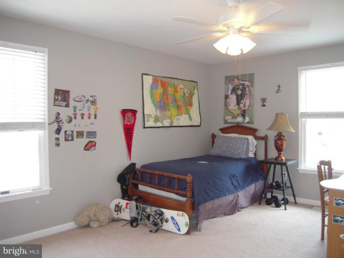 50 Ridge Avenue Edgewater, MD 21037 - Photo 16 of 30 Second Bedroom