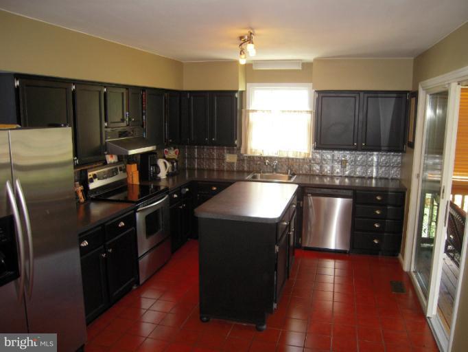 50 Ridge Avenue Edgewater, MD 21037 - Photo 17 of 30 Large Kitchen - Ceramic Tile Floor