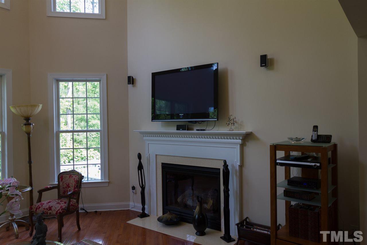 11625 Broadfield Court Raleigh, NC 27617 - Photo 4 of 25 Gallery Image 4