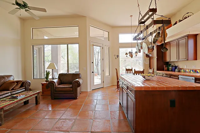 $5,200 | 32761 North 69th Street, Scottsdale, AZ 85266