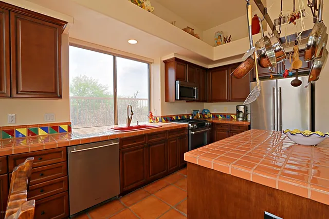 $5,200 | 32761 North 69th Street, Scottsdale, AZ 85266