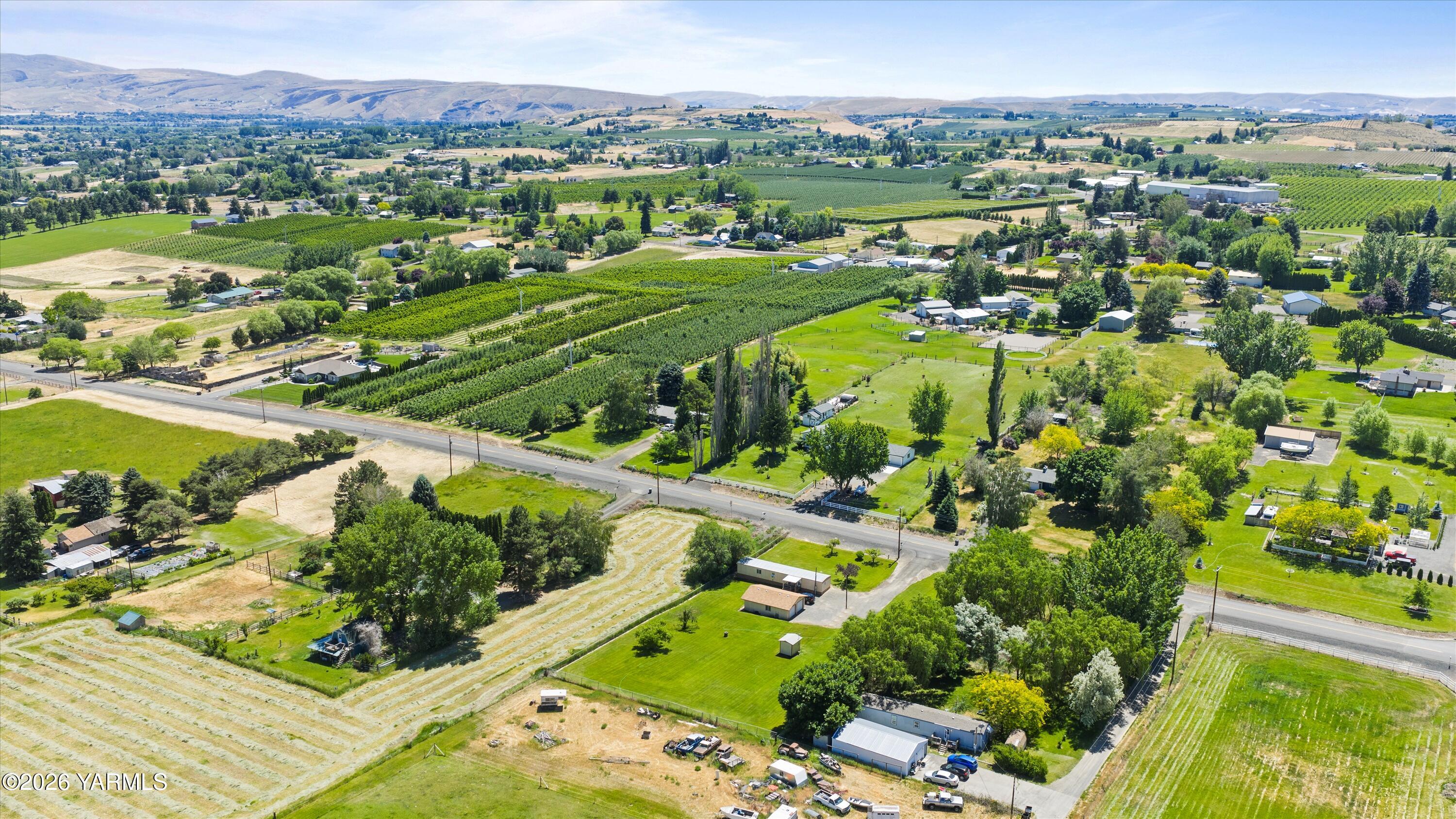 1383 Collins Road Selah, WA 98942 - Photo 9 of 15 10-DJI_20260604124903_0198_D_M4P