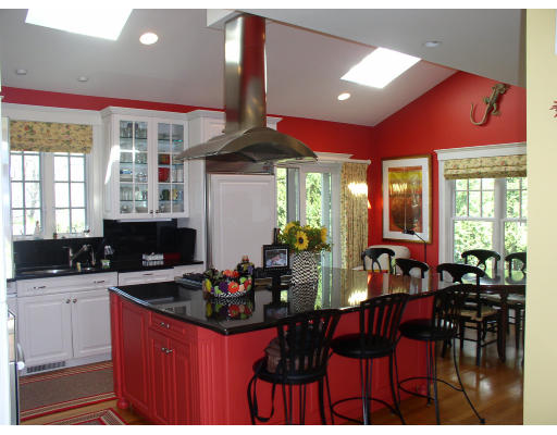 4 Bonad Road Marblehead, MA 01945 - Photo 4 of 11 Gallery Image 4