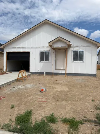 $329,900 | 4748 Pontiac Street, Mills, WY 82644