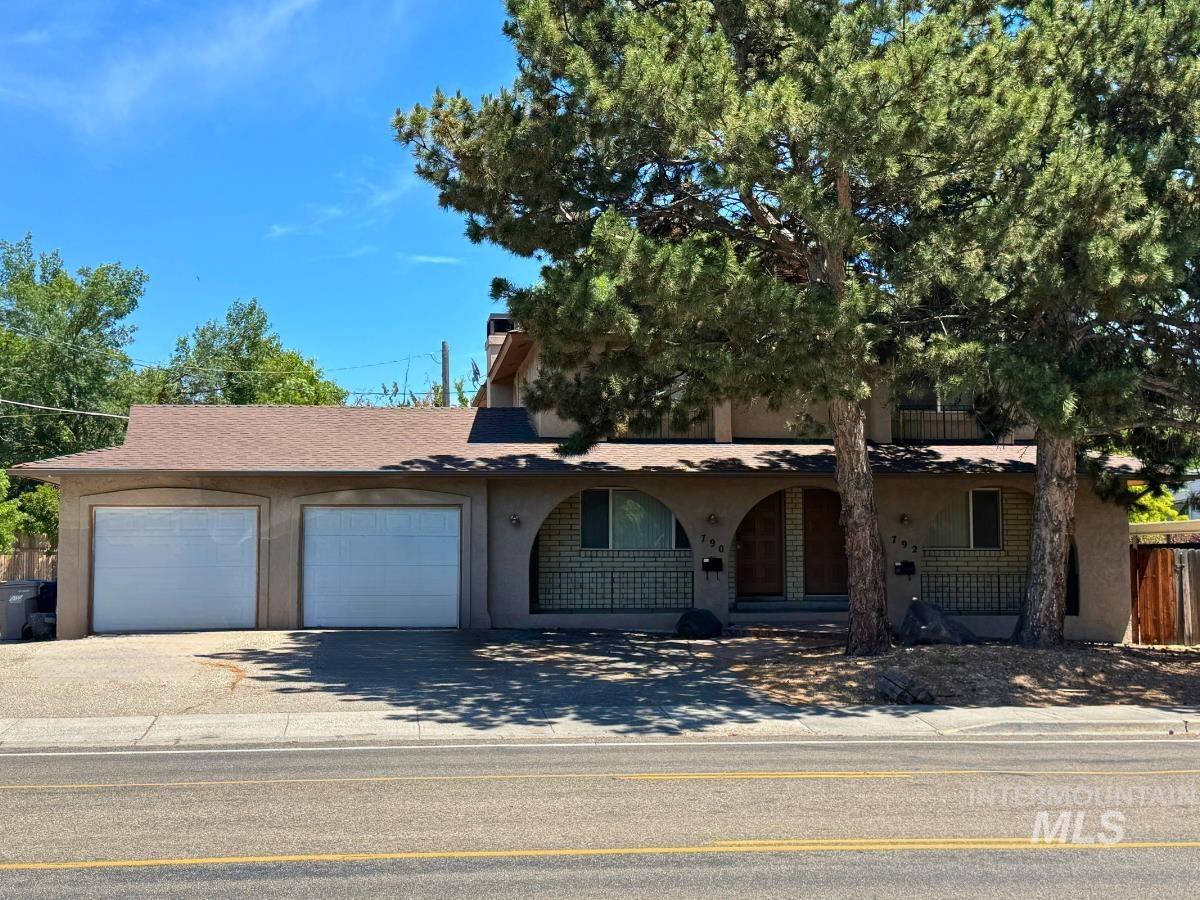 790-792 South Curtis Road Boise, ID 83705 - Photo 2 of 9