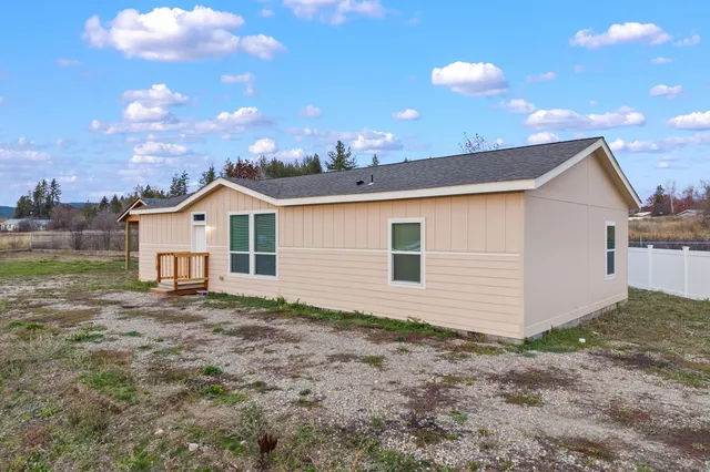 $319,000 | 906 Valley Avenue, Chewelah, WA 99109