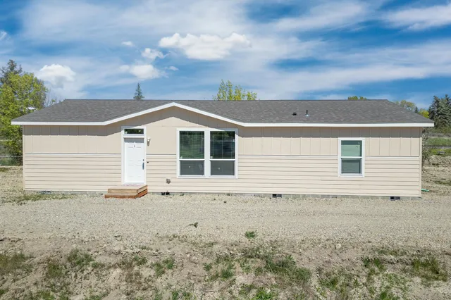 $329,000 | 906 Valley Avenue, Chewelah, WA 99109