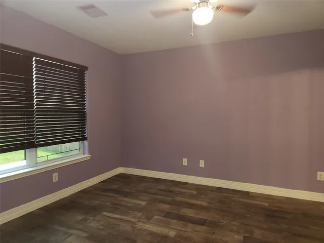 $1,900 | 303 Pine Mist Lane, Conroe, TX 77304