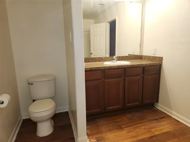 $1,900 | 303 Pine Mist Lane, Conroe, TX 77304