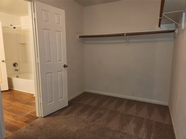 $1,900 | 303 Pine Mist Lane, Conroe, TX 77304