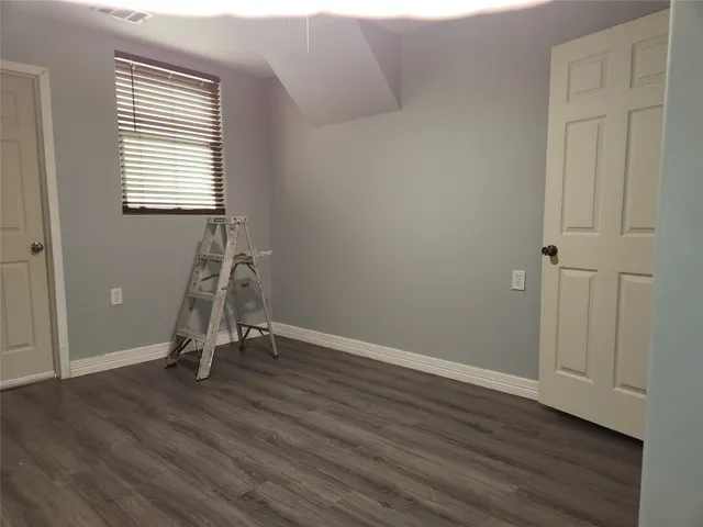 $1,900 | 303 Pine Mist Lane, Conroe, TX 77304