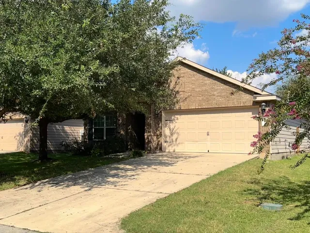 $1,900 | 303 Pine Mist Lane, Conroe, TX 77304