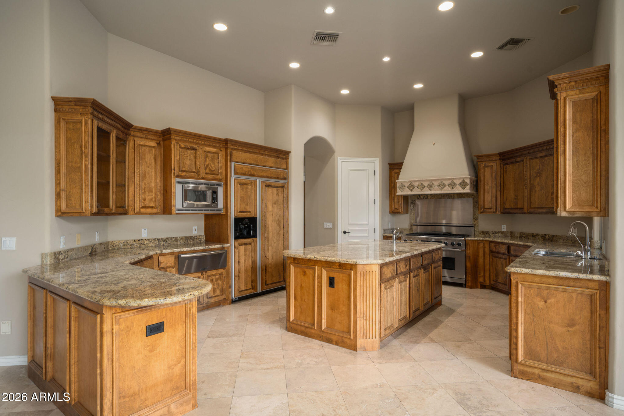 6243 East Camelback Road Scottsdale, AZ 85251 - Photo 10 of 18 10