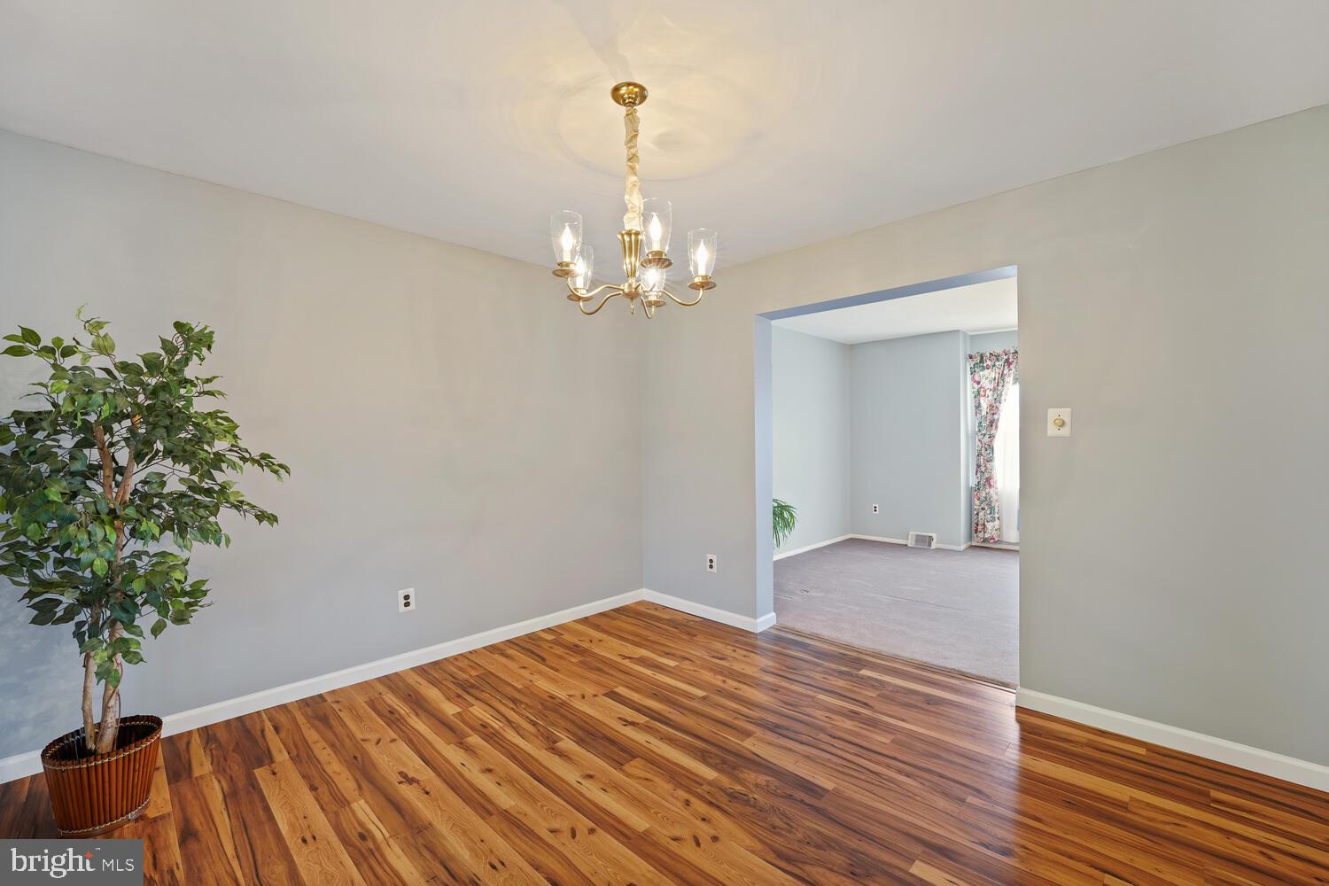 807 South Mill Road Kennett Square, PA 19348 - Photo 17 of 38 Dining Rm