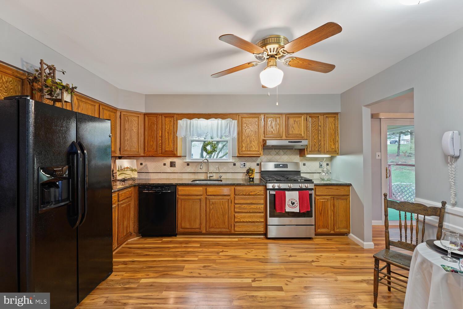 807 South Mill Road Kennett Square, PA 19348 - Photo 4 of 38 Kitchen