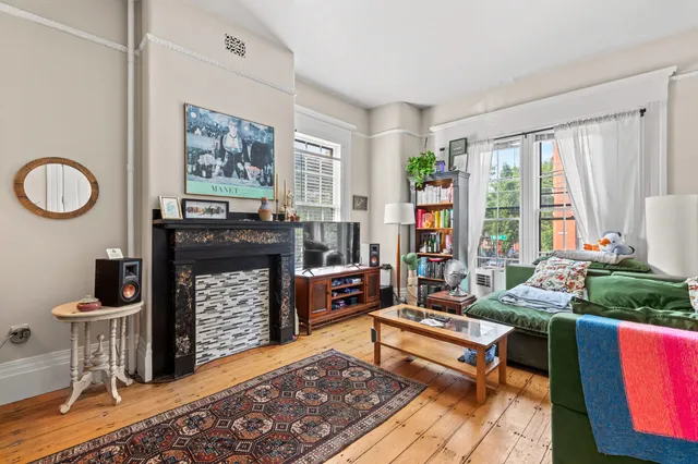 $359,000 | 126 Winter Street, Unit 1, Portland, ME 04102