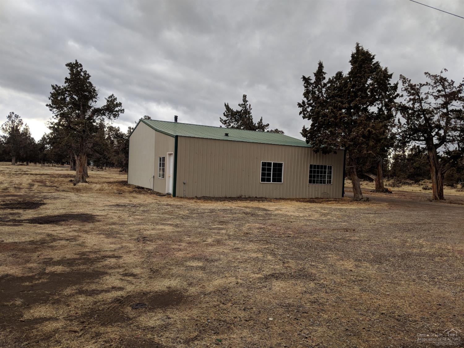 6484 Southwest Dingo Road Terrebonne, OR 97760 - Photo 19 of 20 Gallery Image 19