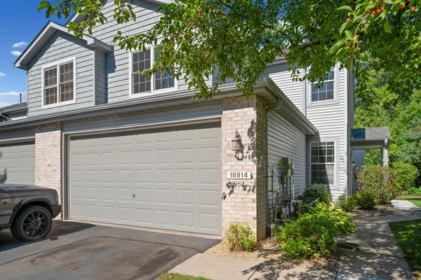 $339,900 | 16914 79th Avenue North, Maple Grove, MN 55311