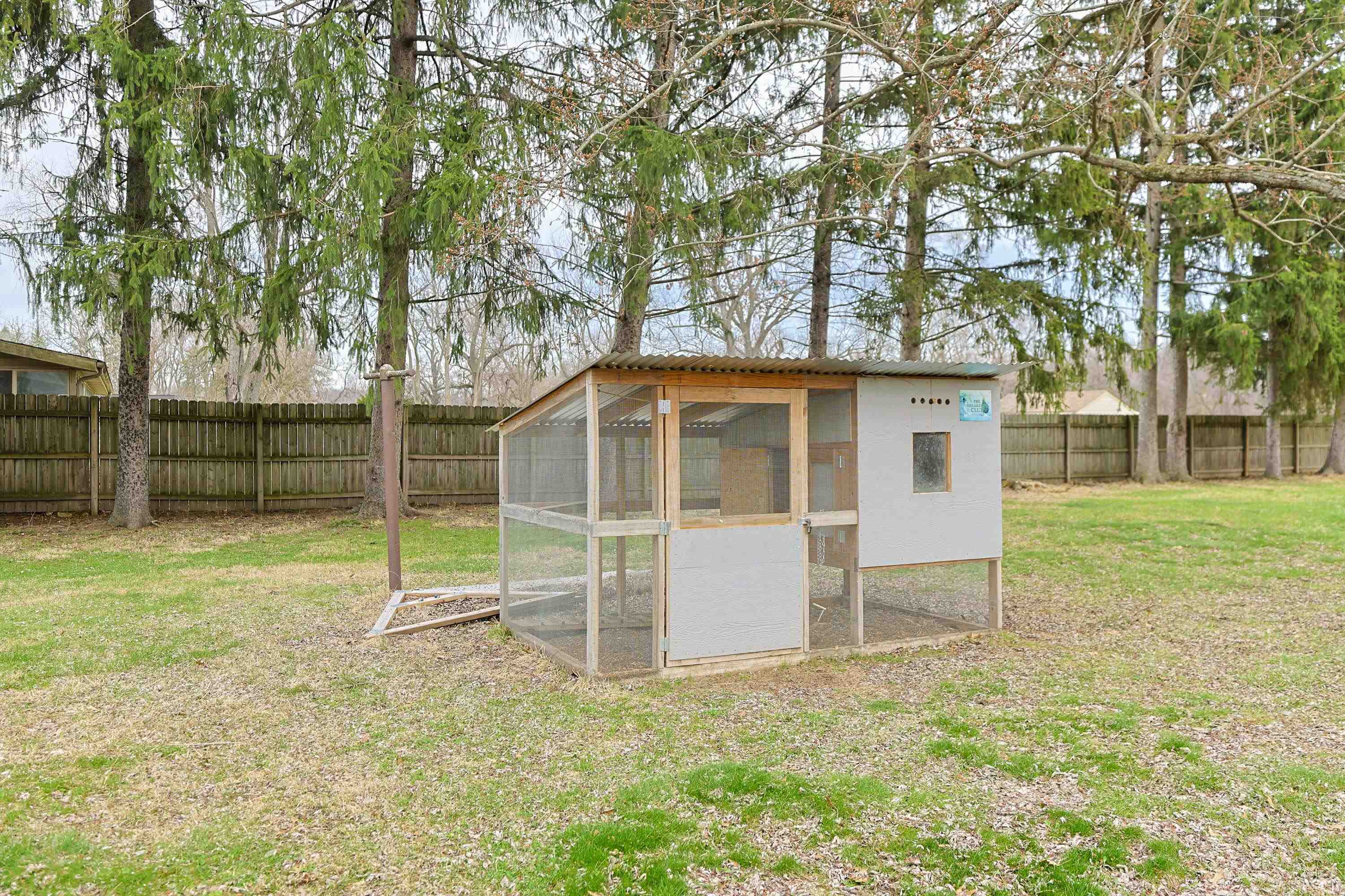 55136 Sundown Road South Bend, IN 46628 - Photo 33 of 36