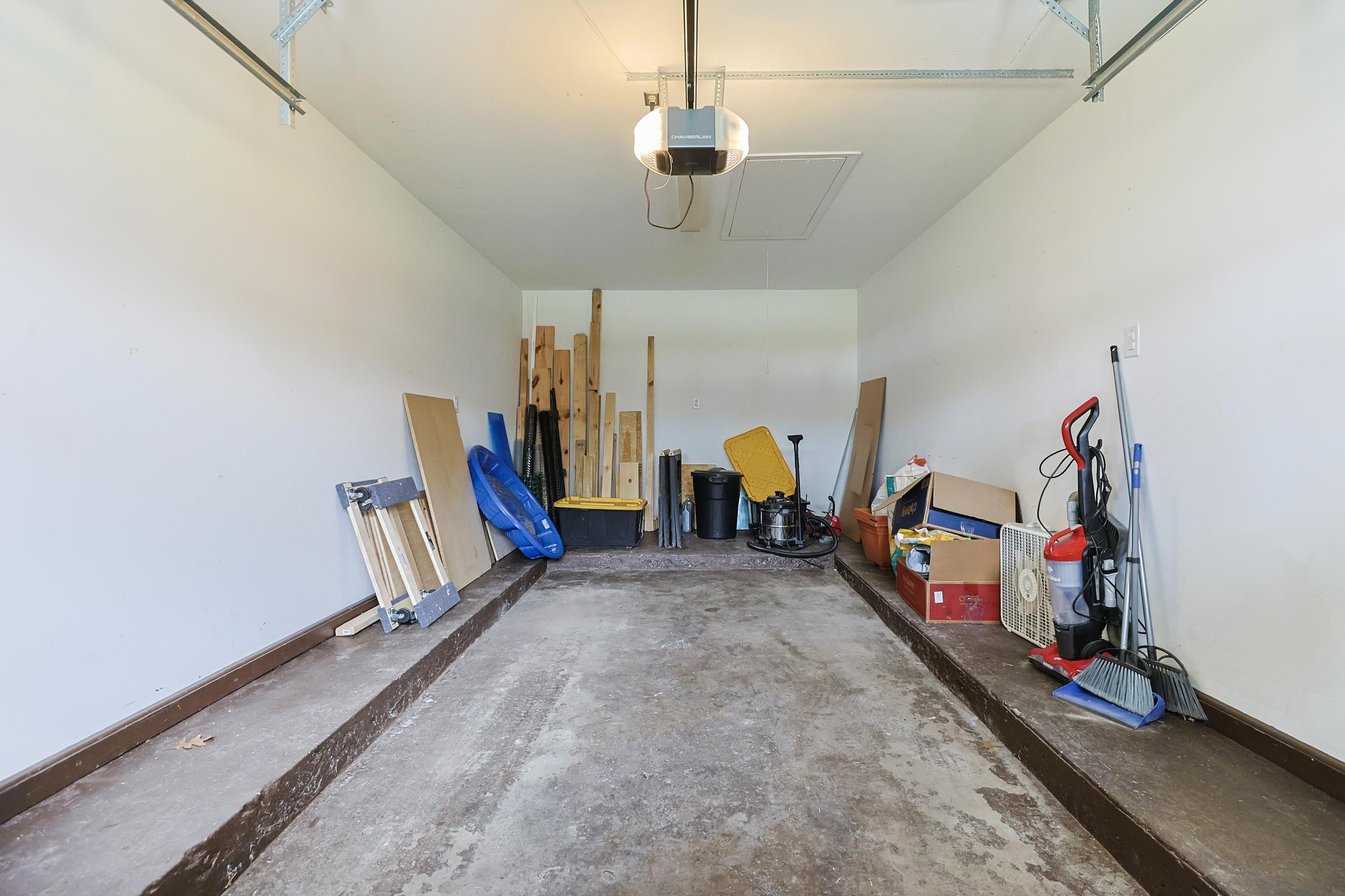 55136 Sundown Road South Bend, IN 46628 - Photo 35 of 36