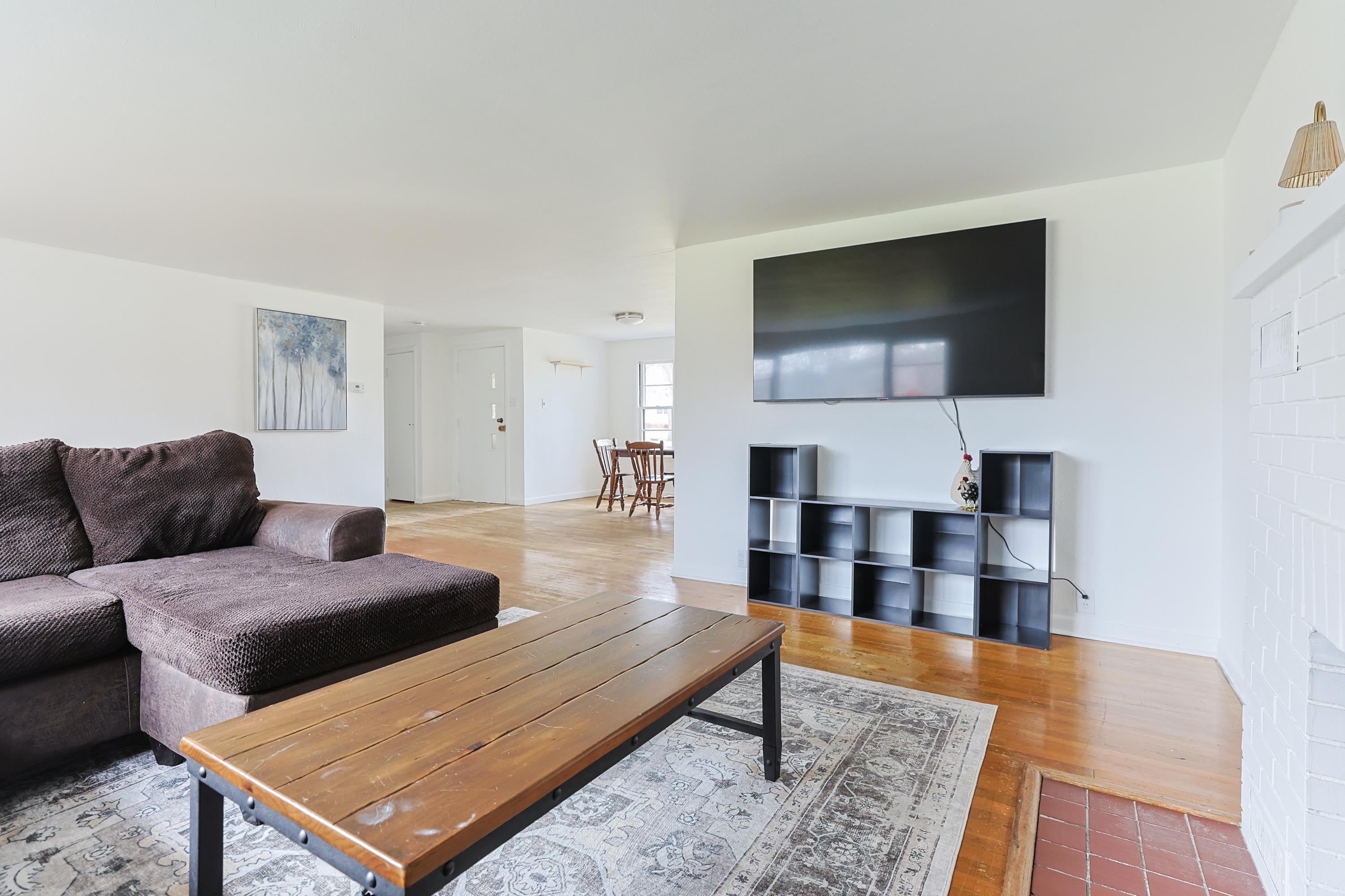 55136 Sundown Road South Bend, IN 46628 - Photo 7 of 36