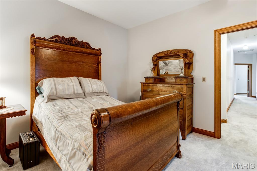 1075 Eureka Road Eureka, MO 63025 - Photo 47 of 87