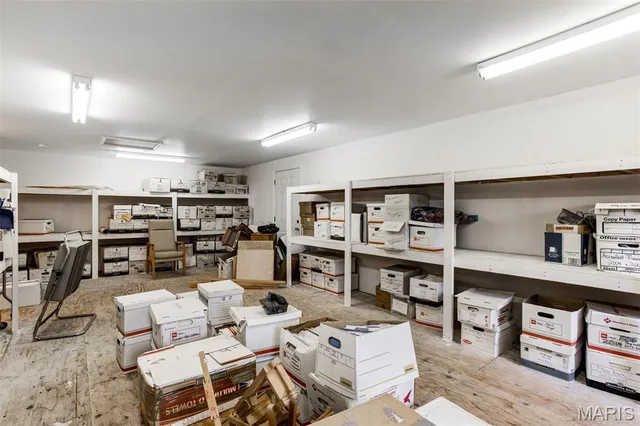 $945,900 | 1075 Eureka Road, Eureka, MO 63025