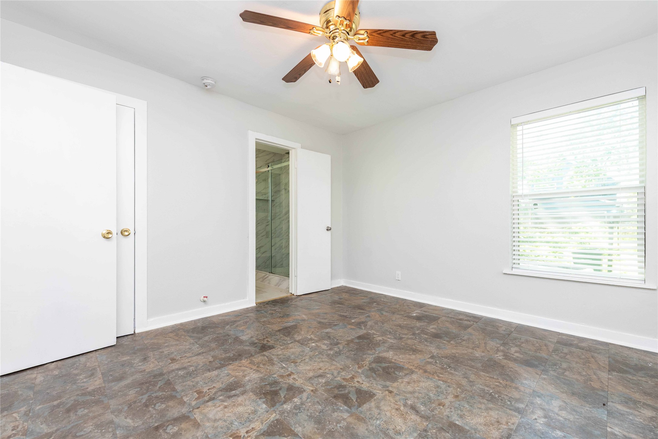 1013 East 10th Street Austin, TX 78702 - Photo 10 of 16