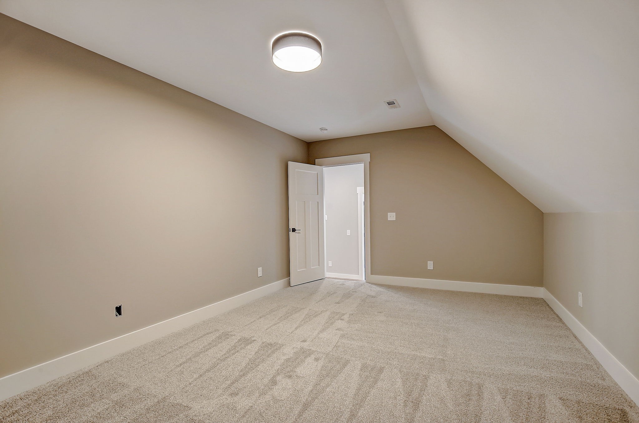 7311 North Milton Road Milton, TN 37118 - Photo 35 of 54 a view of an empty room