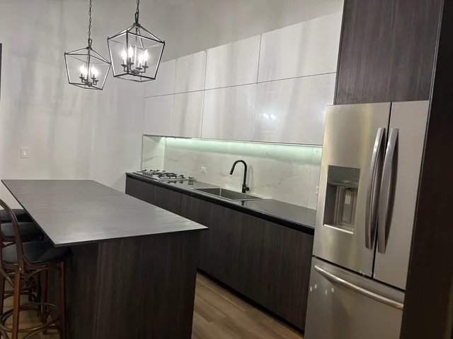 $399,900 | 833 North California Avenue, Unit 1C, Chicago, IL 60622