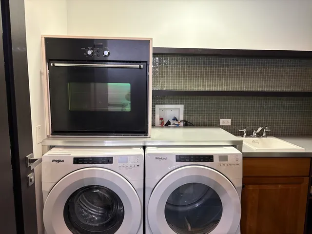 $399,900 | 833 North California Avenue, Unit 1C, Chicago, IL 60622