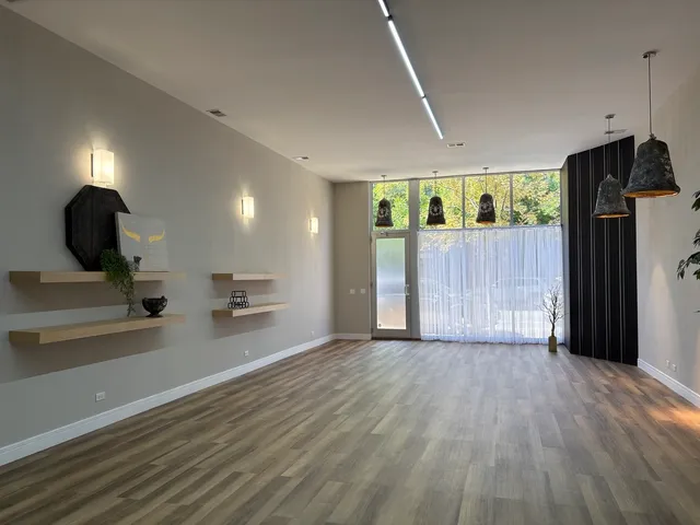 $399,900 | 833 North California Avenue, Unit 1C, Chicago, IL 60622