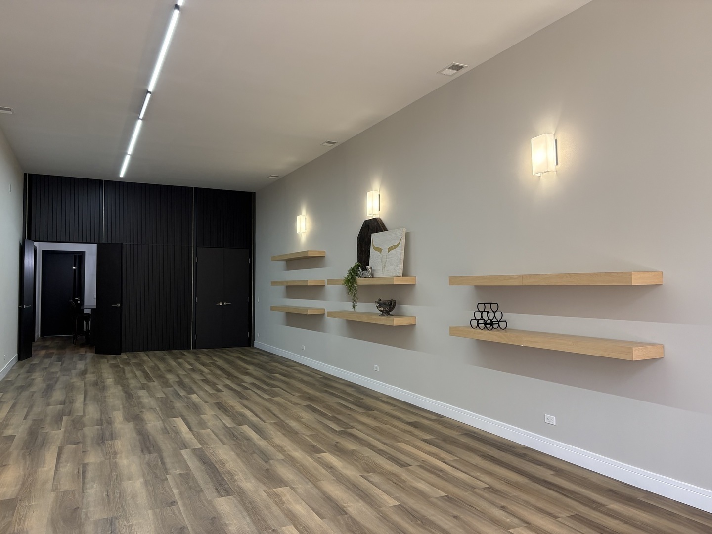 833 North California Avenue, Unit 1C Chicago, IL 60622 - Photo 5 of 20