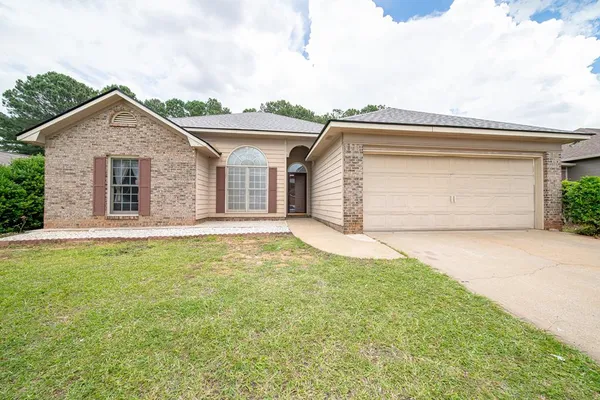 $2,000 | 17 Chive Court, Columbus, GA 31909