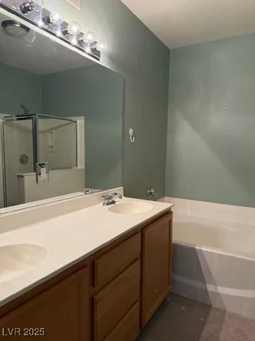 $1,500 | 3975 North Hualapai Way, Unit 171, Las Vegas, NV 89129