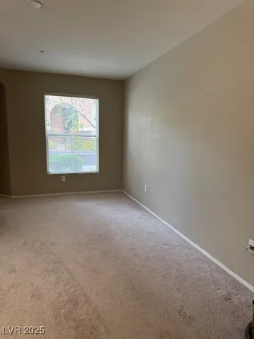 $1,500 | 3975 North Hualapai Way, Unit 171, Las Vegas, NV 89129