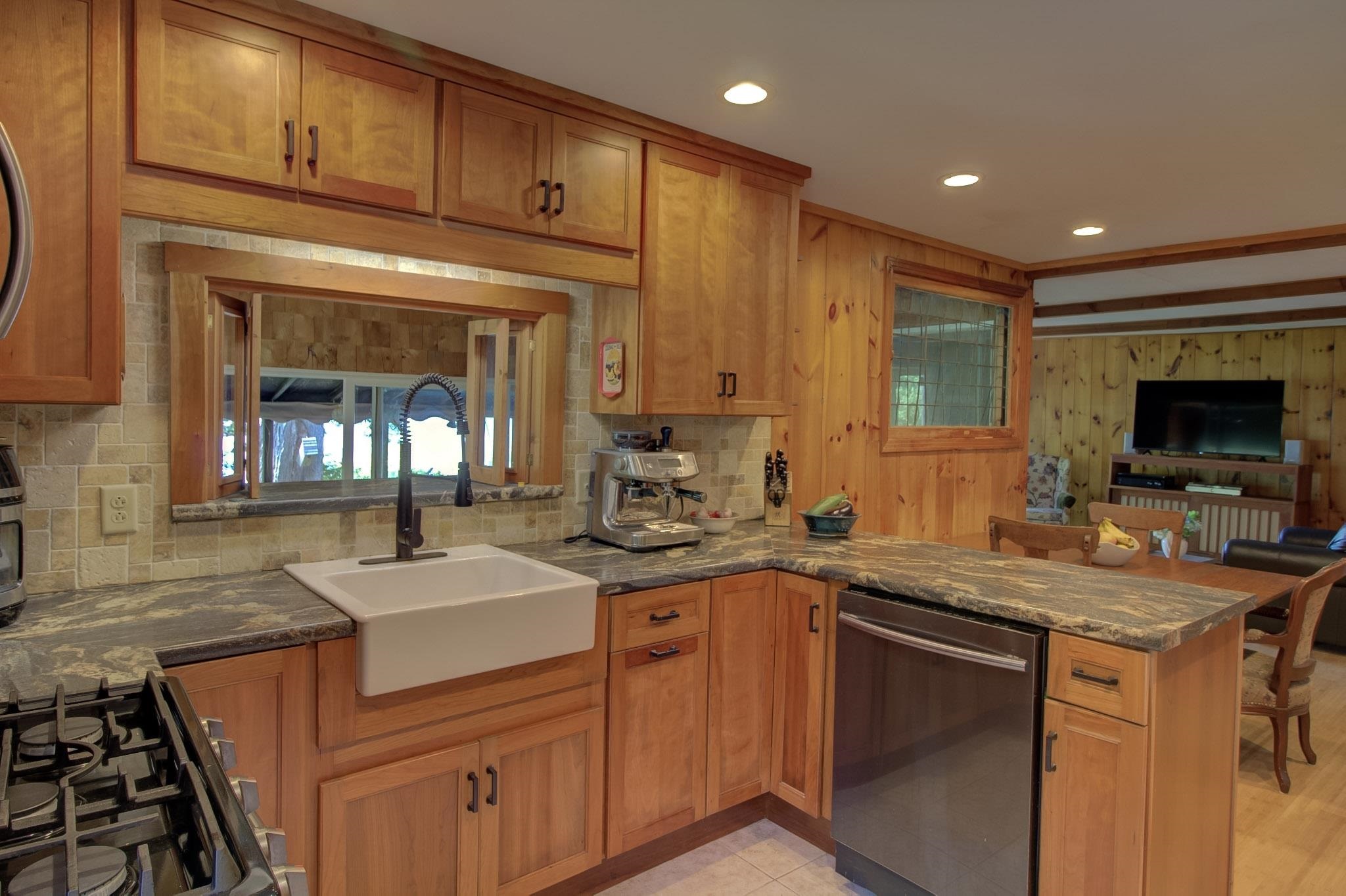 1160 Blockhouse Point Road North Hero, VT 05474 - Photo 23 of 60