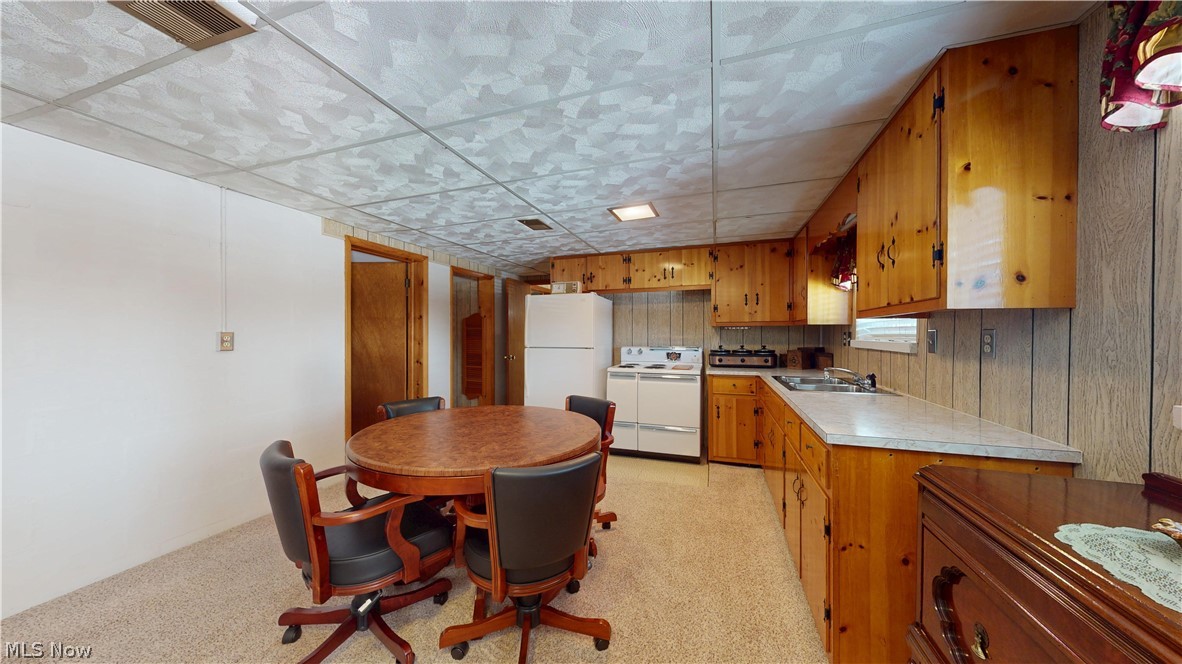 976 Braun Road Belpre, OH 45714 - Photo 34 of 48 PLENTY OF SPACE FOR A DINING TABLE