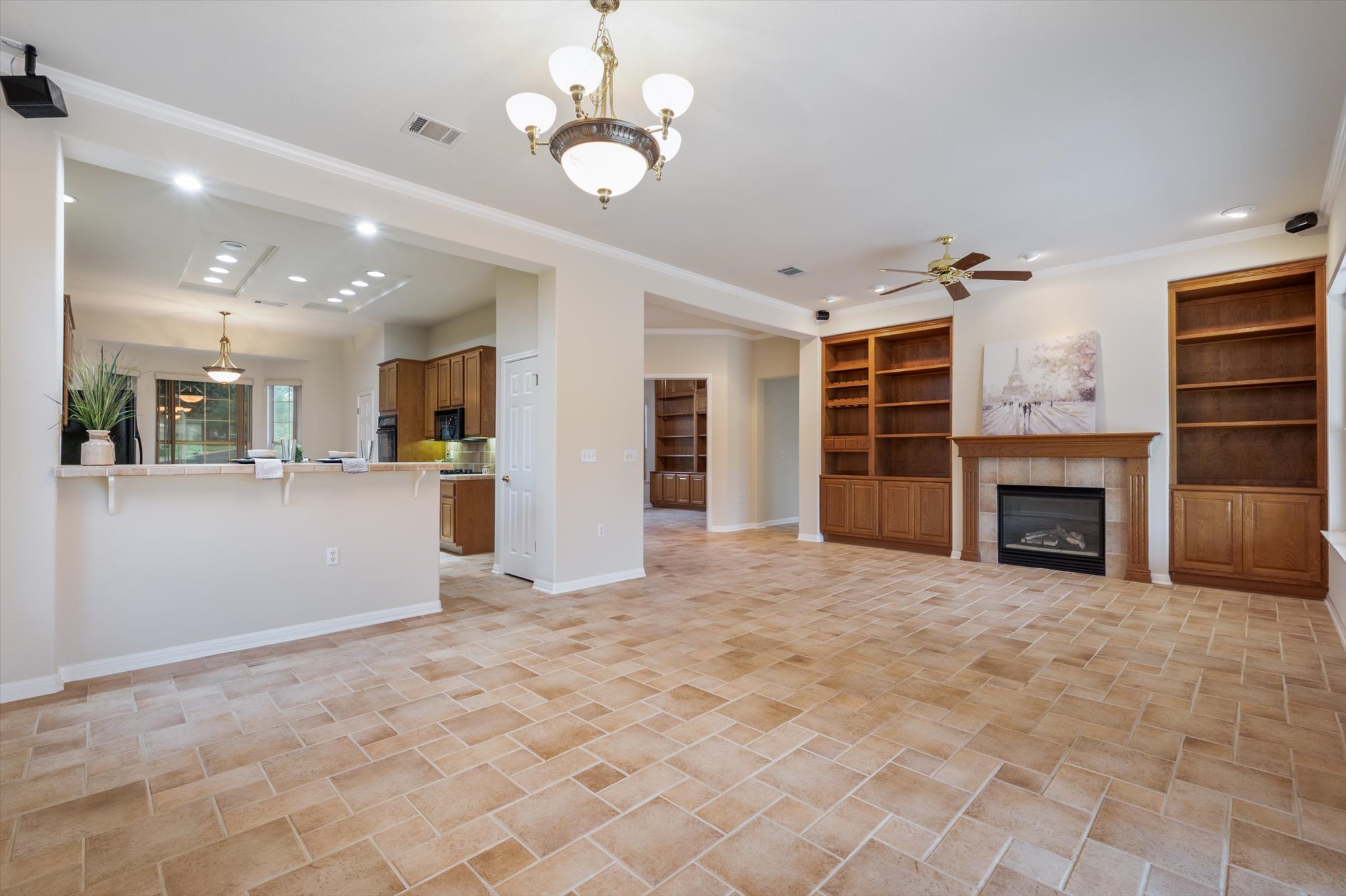 112 Goldenrod Way Georgetown, TX 78633 - Photo 14 of 40