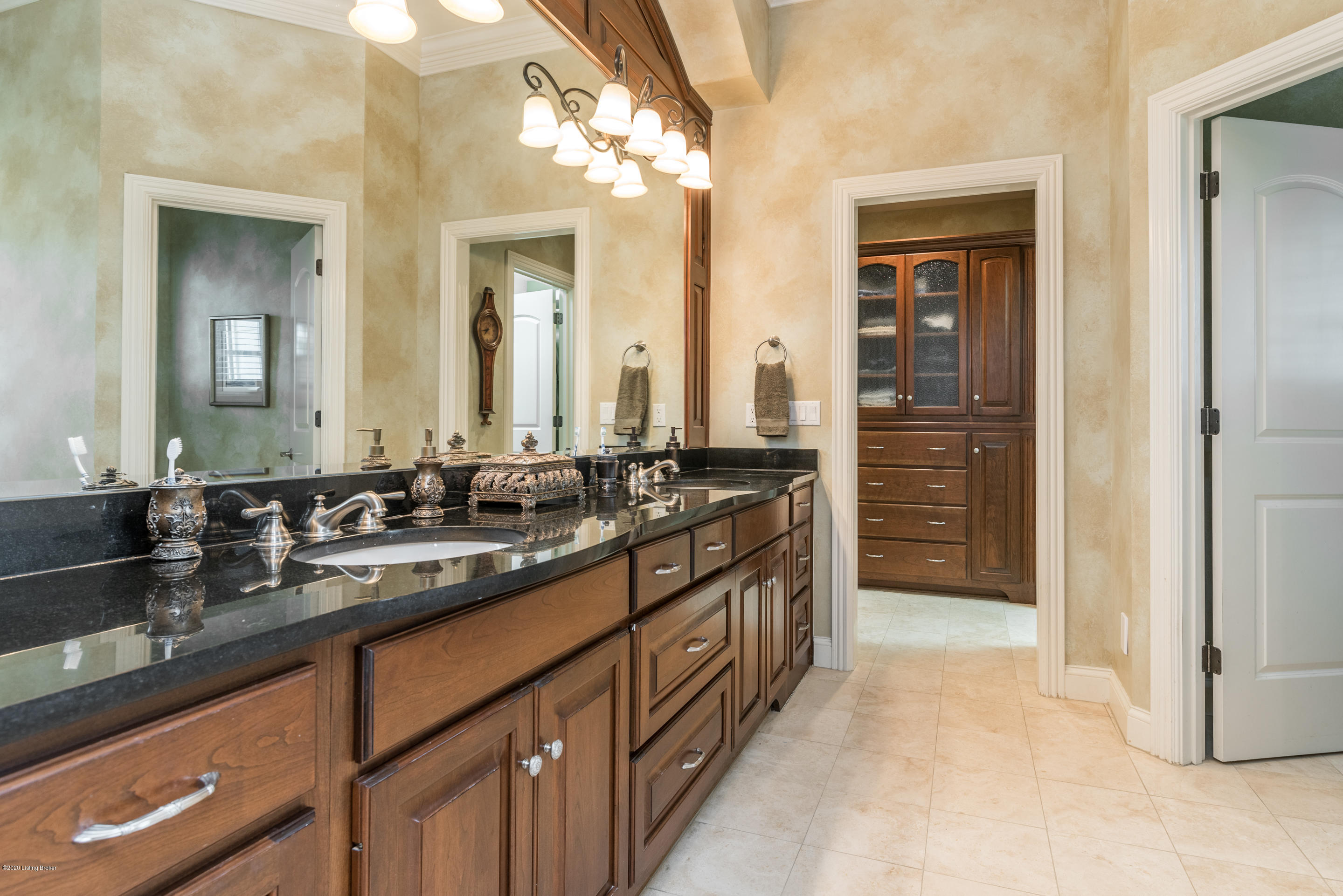 5402 Farm Spring Court Prospect, KY 40059 - Photo 16 of 37 A Farm Spring Master Bathroom