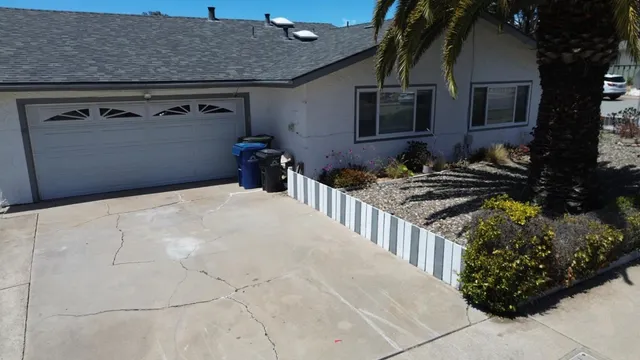 a view of outdoor kitchen