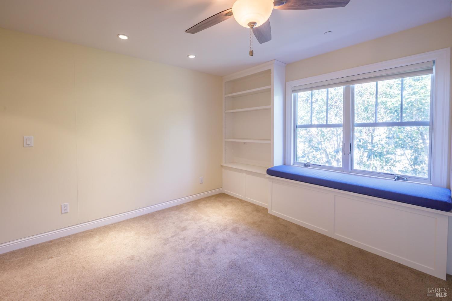 2020-2022 Fifth Avenue San Rafael, CA 94901 - Photo 13 of 22 2020 bedroom