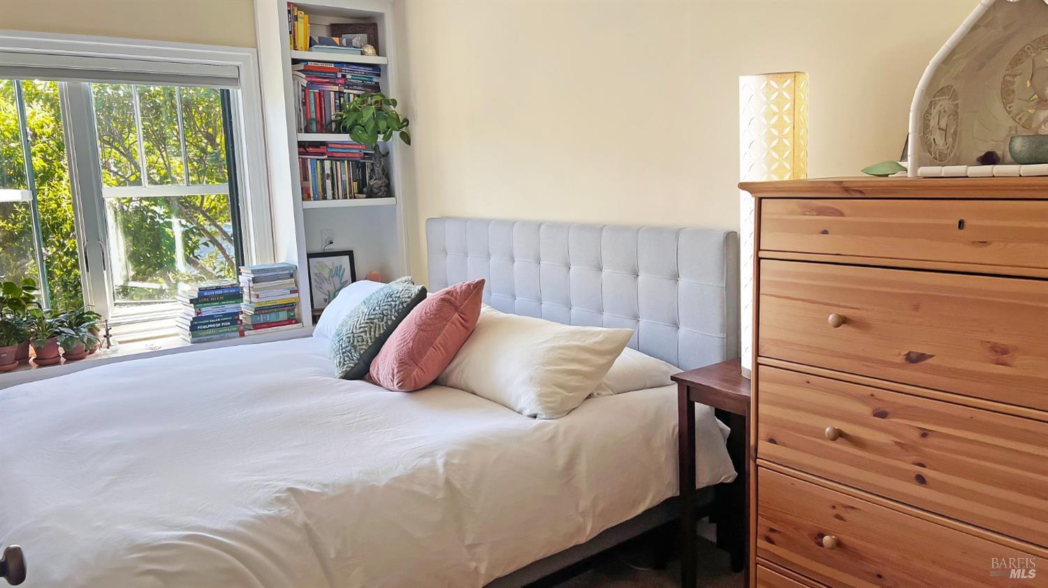 2020-2022 Fifth Avenue San Rafael, CA 94901 - Photo 15 of 22 2022 Bedroom