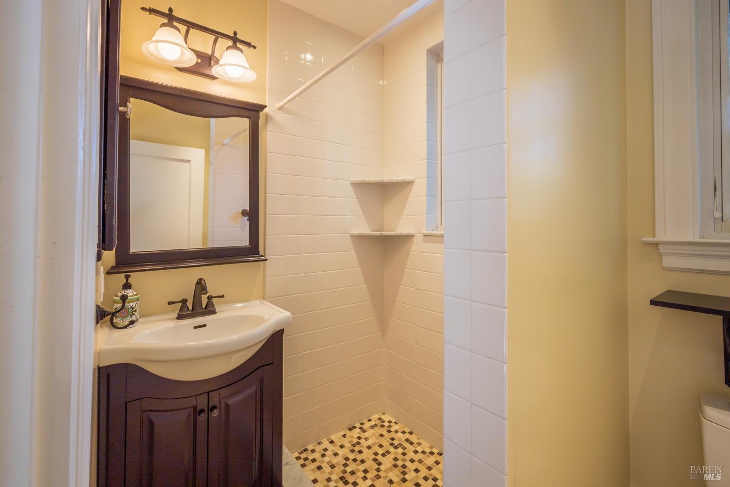 2020-2022 Fifth Avenue San Rafael, CA 94901 - Photo 9 of 22 2020 bathroom