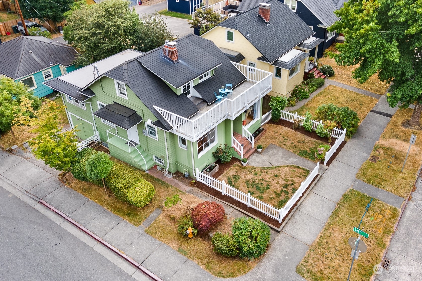1401 Rockefeller Avenue Everett, WA 98201 - Photo 3 of 26