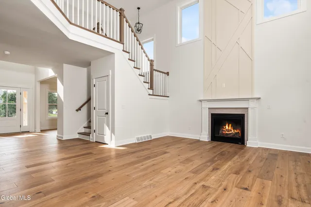 $739,900 | 25 Teakwood Drive, Clifton Park, NY 12065