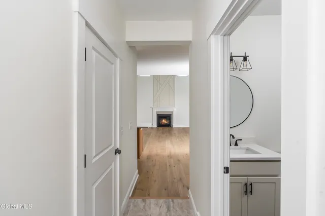 $739,900 | 25 Teakwood Drive, Clifton Park, NY 12065